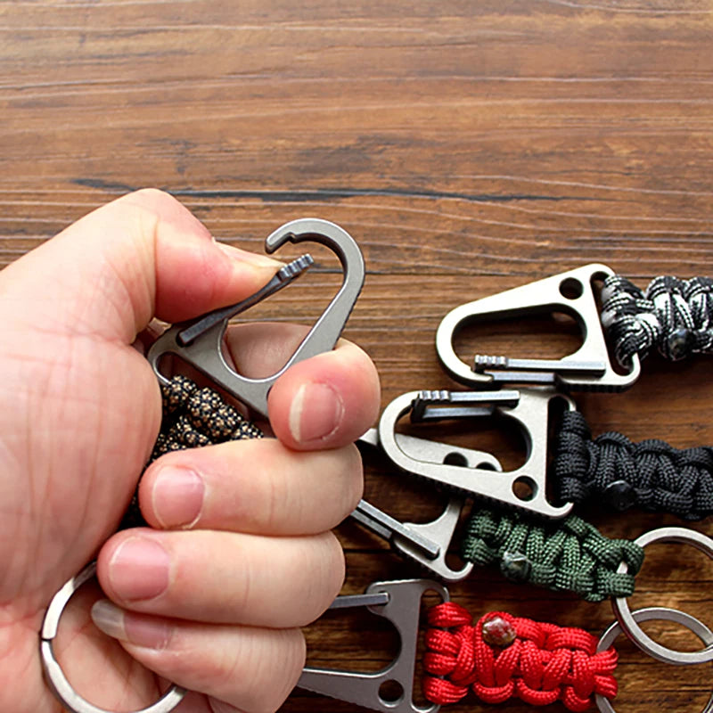 Titanium Alloy Shackle EDC Survival Paracord Keychain Outdoor Hook Buckle