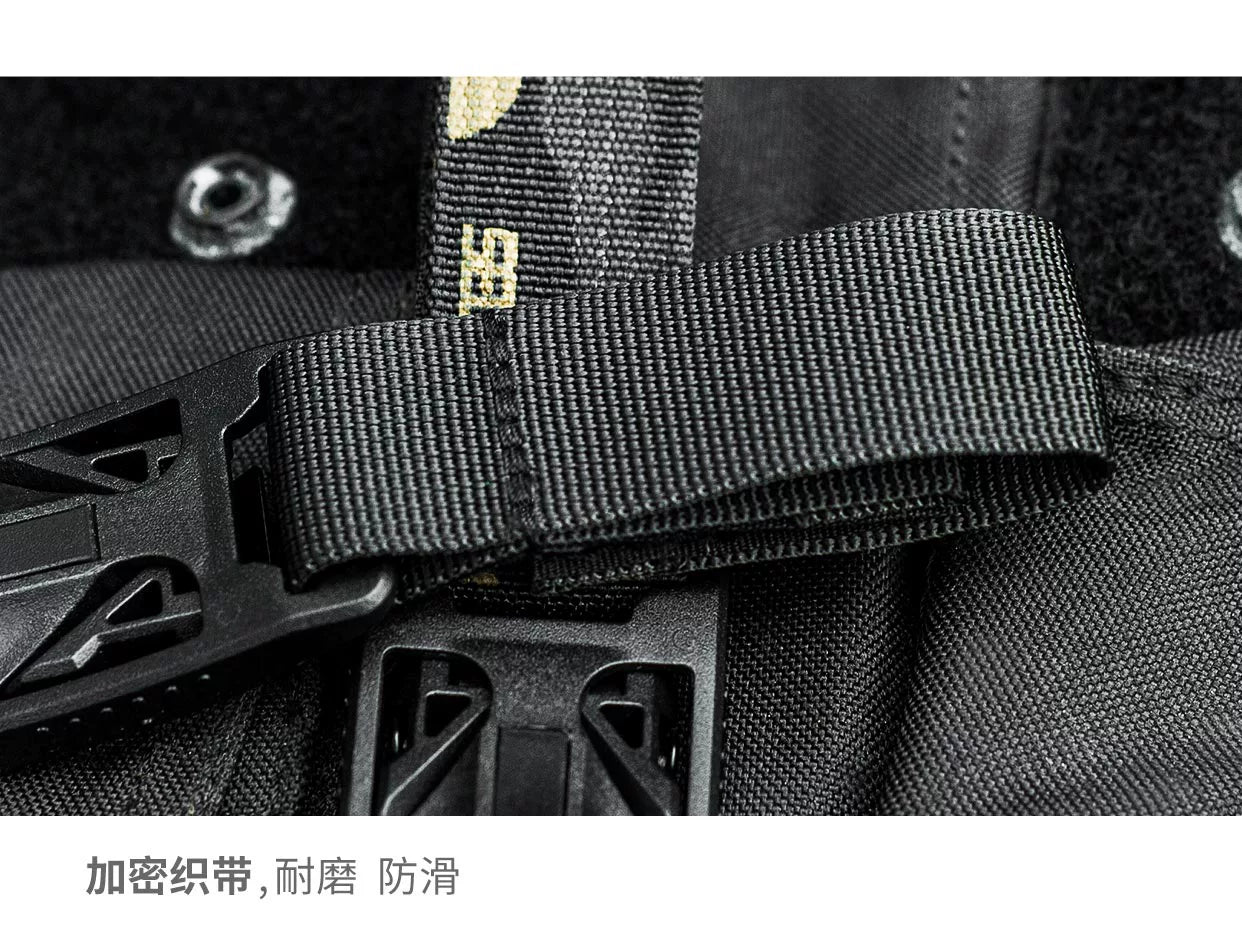 Tactical Multipurpose Triangle Quick Detachment Buckle Belt Quick Hanging Single Hook Survival Keychain EDC