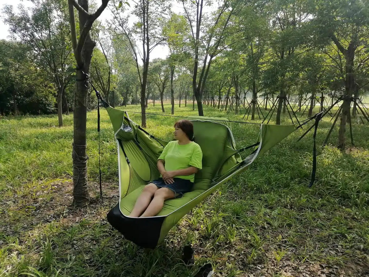 Outdoor Camping Hanging Hammock Multi-person Swing Anti-tear with Mosquito Net Flat Lay Hammocks Climbing Station Sleeping Bag