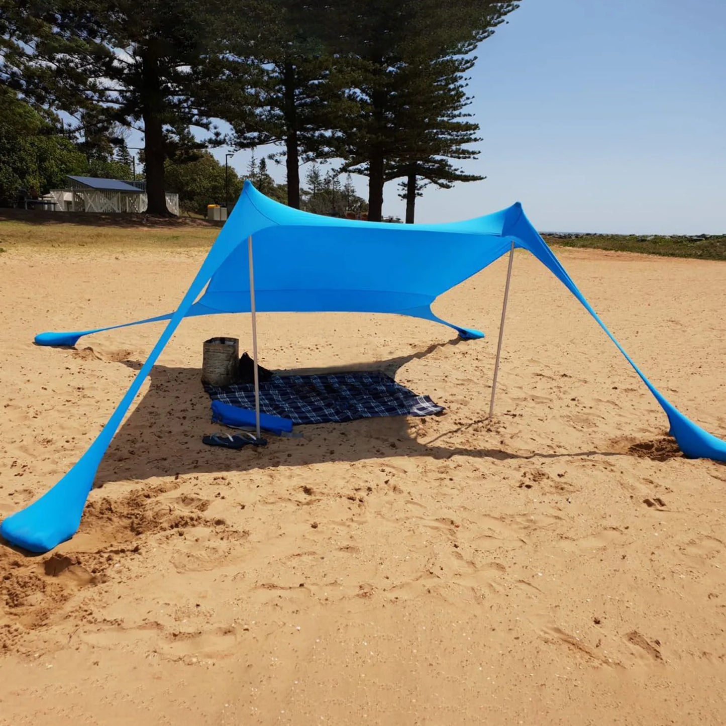 Outdoor Beach Tent Sun Shelter Camping Shades Tents Windproof One-piece Beach Canopy Tents UPF50+ Portable Family Tent For Bea