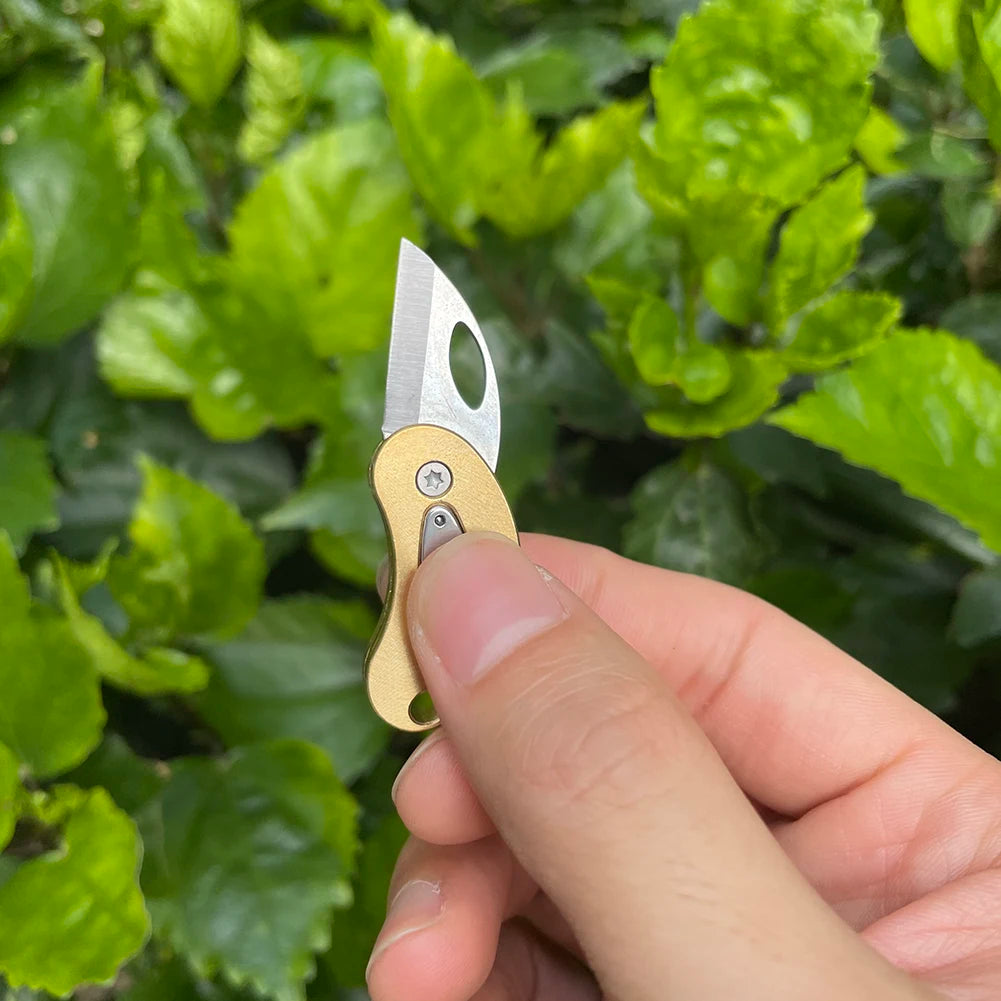 1pc Ultralight Brass Mini Foldable Pocket Knife Portable Camping Hiking Outdoor EDC Tools Keychain Survival Pedent