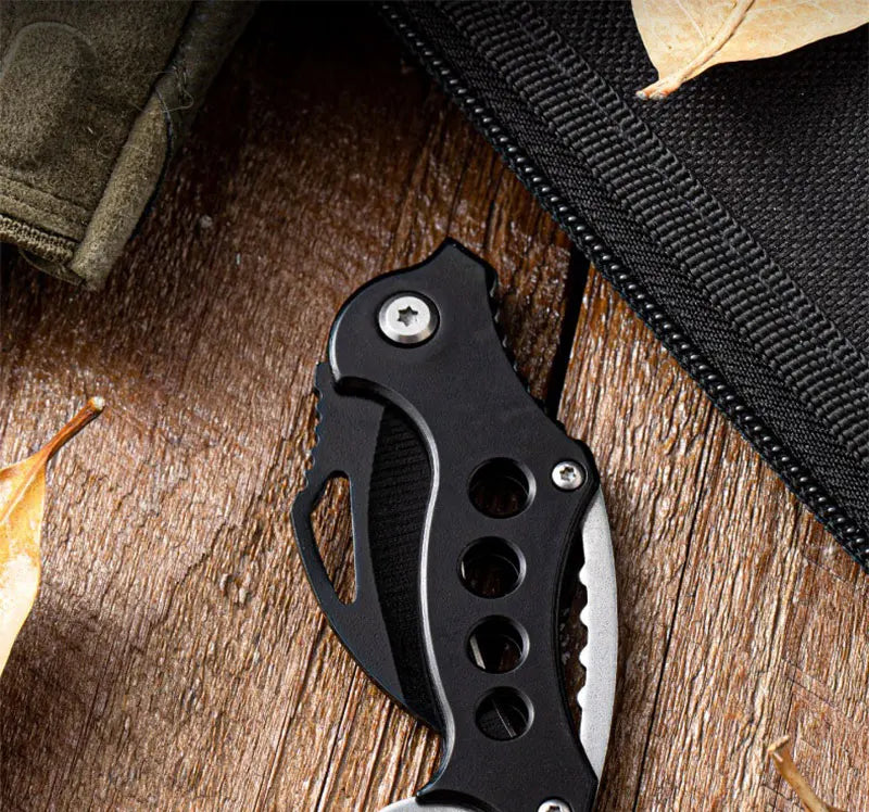 Folding Knife Outdoor High Hardness Defensive Eagle Claw Knife Small Curved Knife Tool Carry Field Camping Survival Claw Knife