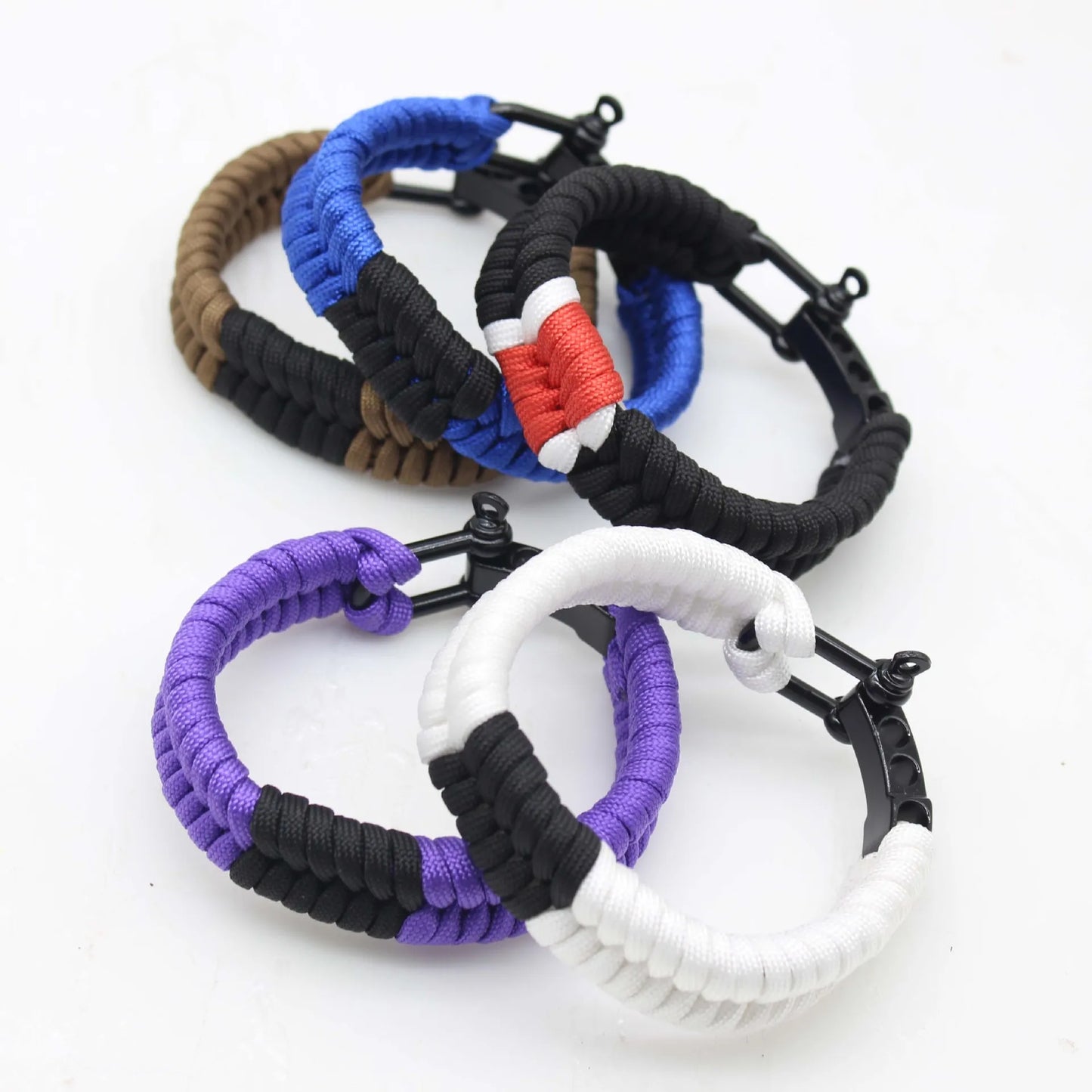 Umbrella Rope Black Stainless Three-Holes 550 Outdoor Camping  Adjustable Survival Bracelet DIY Weaving for Both Men and Women