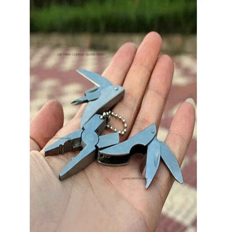 Portable Multifunction Folding Plier,Stainless Steel Foldaway Knife Keychain Screwdriver,Camping Survival EDC Tools Travel Kits