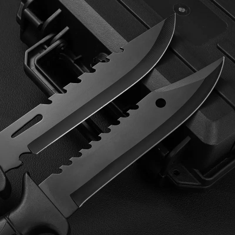 Outdoor sharp straight knife, black large knife, knife, mountaineering knife, multi-function survival knife, self-defense knife