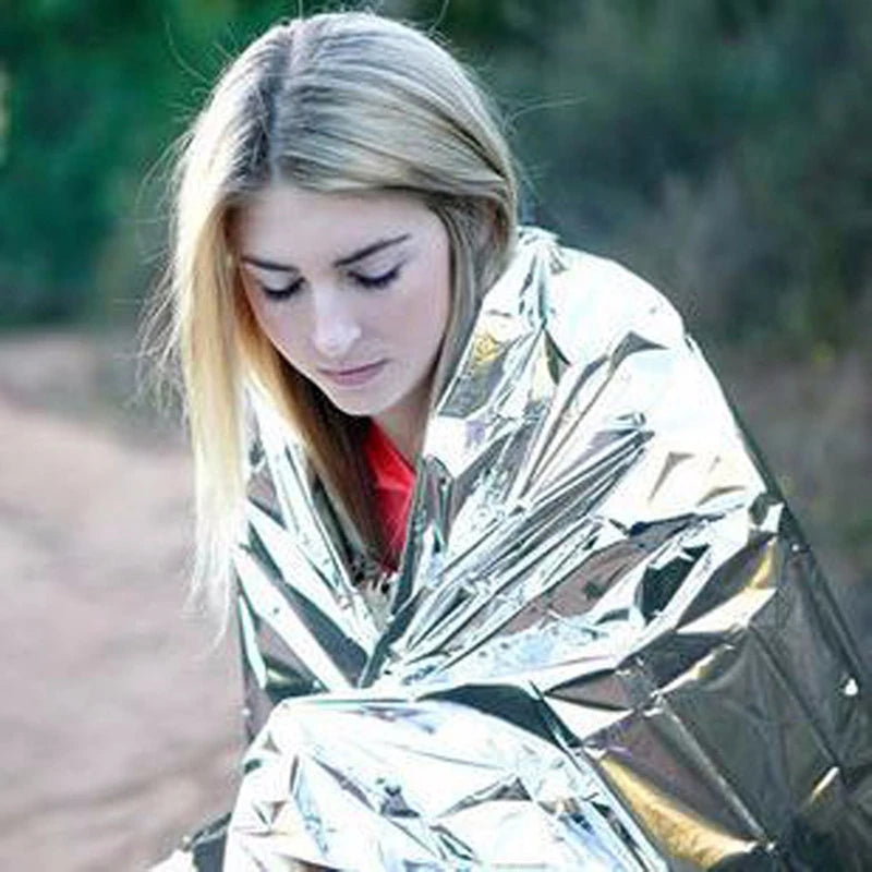 4pcs Emergency Blanket Outdoor Survive First Aid Rescue Kit Windproof Waterproof Foil Thermal Blanket For Camping